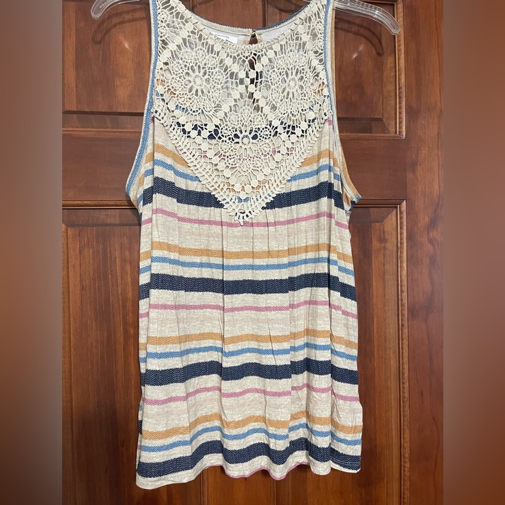Maurice’s top